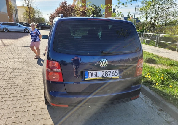 Volkswagen Touran cena 13100 przebieg: 306000, rok produkcji 2007 z Głogów małe 67